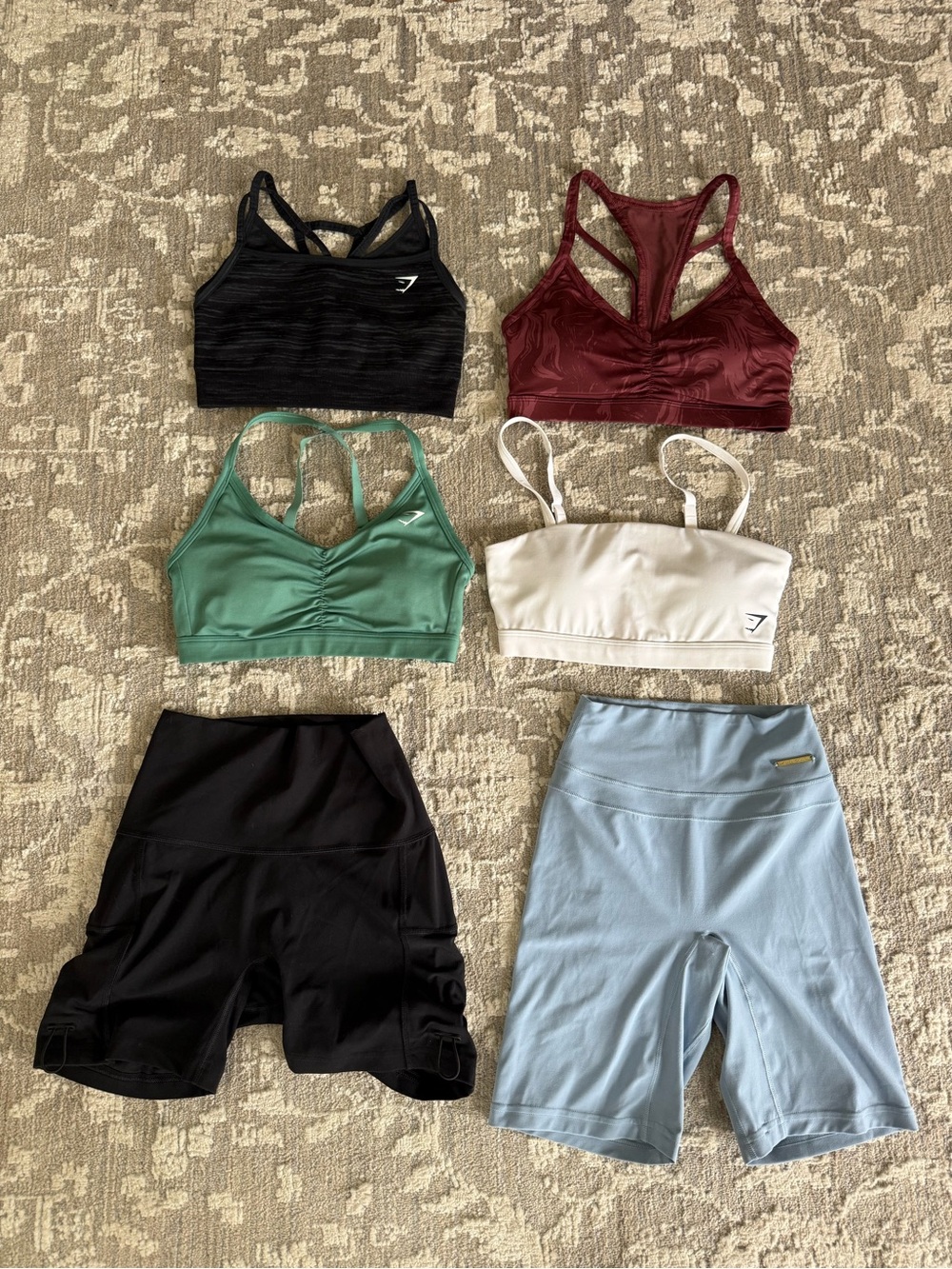 Gymshark NWOT size xs sports bra and shorts bundle